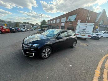 Volkswagen Golf 35.8kWh e-Golf Auto 5dr