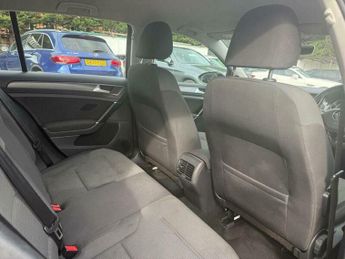 Volkswagen Golf 35.8kWh e-Golf Auto 5dr