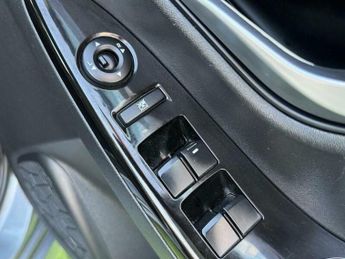 Hyundai IX20 1.6 Active Auto Euro 5 5dr