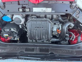 Volkswagen Up 1.0 HIGH UP ASG ULEZ COMPLAINCE EURO 6 AUTOMATIC PETROL