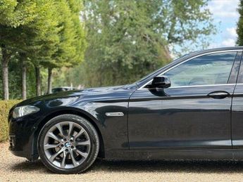 BMW 5 SERIES 2.0 520d Luxury Auto Euro 6 (s/s) 4dr