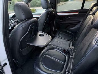 BMW 2 SERIES 2.0 220i M Sport Auto Euro 6 (s/s) 5dr