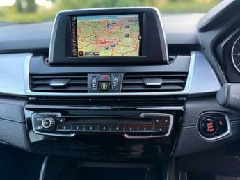 BMW 2 SERIES 2.0 220i M Sport Auto Euro 6 (s/s) 5dr