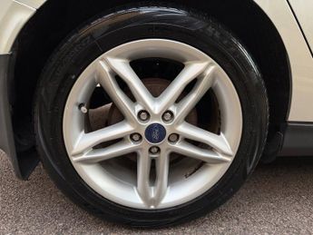 Ford Focus ZETEC TDCI