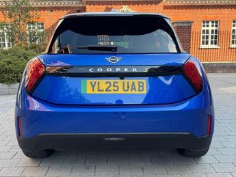 MINI Cooper SE EXCLUSIVE