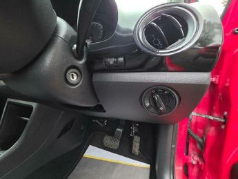 Volkswagen Up 1.0 Move up! ASG Euro 5 5dr