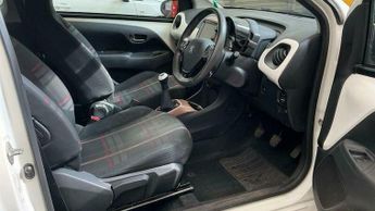 Peugeot 108 1.2 VTi PureTech Allure Euro 5 3dr