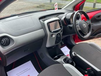 Toyota AYGO 1.0 VVT-i x-play Euro 5 5dr Euro 5