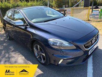 Volvo V40 D2 R-DESIGN LUX NAV