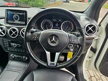 Mercedes-Benz B Class 1.6 Petrol Automatic 5dr 5 Seats