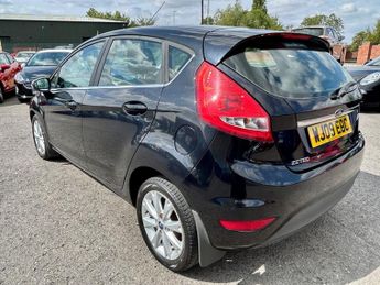 Ford Fiesta ZETEC AIR CON+ISOFIX+CLEAN MOT