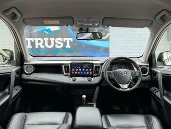 Toyota RAV4 2.2 D-CAT Invincible Auto 4WD Euro 5 5dr