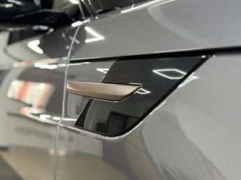 Land Rover Range Rover Sport DYNAMIC SE [EXTENDED LAND ROVER WARRANTY]