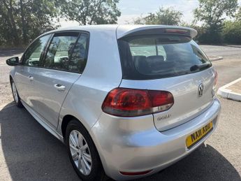 Volkswagen Golf S TDI BLUEMOTION