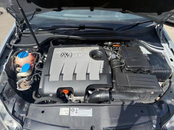 Volkswagen Golf S TDI BLUEMOTION