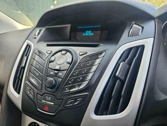 Ford Focus 1.6 Zetec Powershift Euro 5 5dr