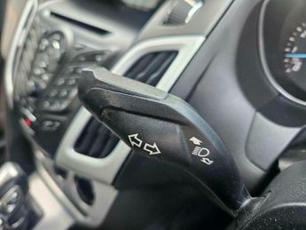 Ford Focus 1.6 Zetec Powershift Euro 5 5dr