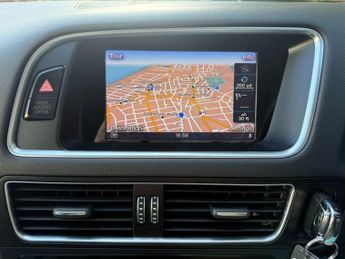 Audi Q5 TDI QUATTRO SE