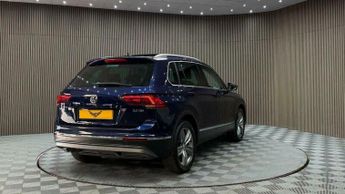 Volkswagen Tiguan 2.0 TDI BlueMotion Tech SEL DSG Euro 6 (s/s) 5dr