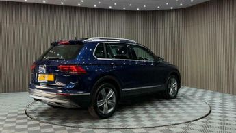 Volkswagen Tiguan 2.0 TDI BlueMotion Tech SEL DSG Euro 6 (s/s) 5dr