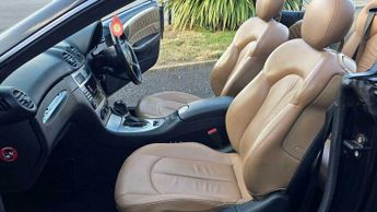 Mercedes-Benz CLK 3.0 CLK280 Sport Cabriolet 2dr Petrol 7G-Tronic (229 g/km, 231 b