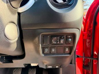 Nissan Juke 1.2 DIG-T N-Connecta Euro 6 (s/s) 5dr