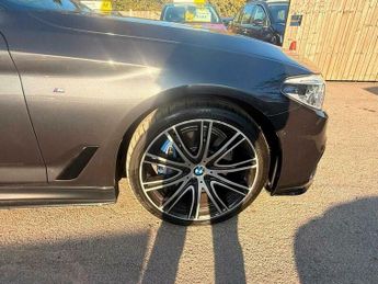 BMW 5 SERIES 3.0 530d M Sport Auto Euro 6 (s/s) 4dr