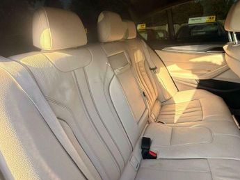 BMW 5 SERIES 3.0 530d M Sport Auto Euro 6 (s/s) 4dr