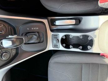 Ford Kuga 2.0 TDCi Zetec Powershift AWD Euro 5 5dr