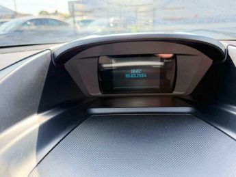 Ford Kuga 2.0 TDCi Zetec Powershift AWD Euro 5 5dr
