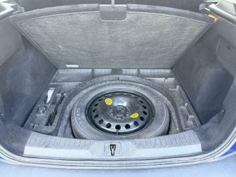 Ford Kuga 2.0 TDCi Zetec Powershift AWD Euro 5 5dr