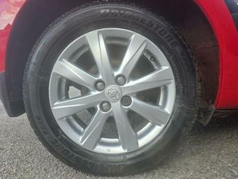 Toyota Yaris 1.33 Dual VVT-i TR Multidrive S Euro 5 5dr