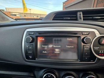 Toyota Yaris 1.33 Dual VVT-i TR Multidrive S Euro 5 5dr
