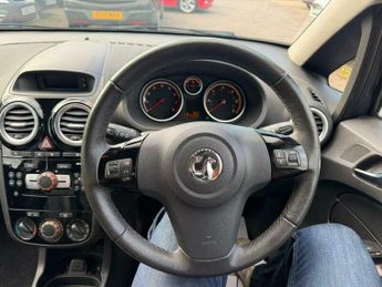 Vauxhall Corsa 1.2i ecoFLEX 16V SE Euro 5 (s/s) 5dr