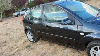 Ford Fiesta 1.6 Ghia 5dr