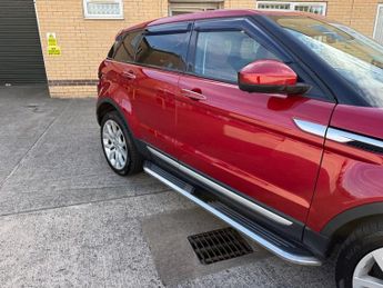Land Rover Range Rover Evoque SD4 PRESTIGE LUX