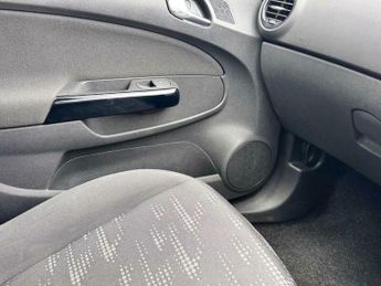 Vauxhall Corsa 1.4 16V Exclusiv Auto Euro 5 5dr (A/C)