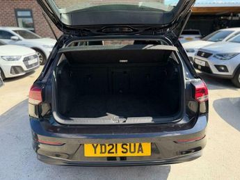 Volkswagen Golf 1.0 eTSI MHEV Life DSG Euro 6 (s/s) 5dr
