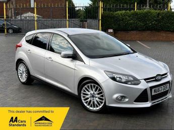 Ford Focus 1.0T EcoBoost Zetec Euro 5 (s/s) 5dr