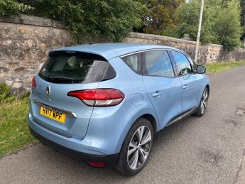 Renault Scenic DYNAMIQUE NAV DCI