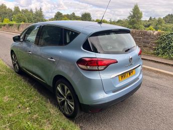 Renault Scenic DYNAMIQUE NAV DCI