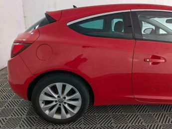 Vauxhall Astra GTC 1.4i Turbo SRi Auto Euro 6 3dr