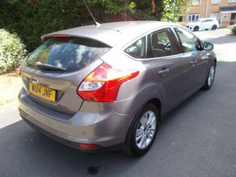 Ford Focus 1.6 Titanium Navigator Hatchback 5dr Petrol Powershift Euro 5 (1