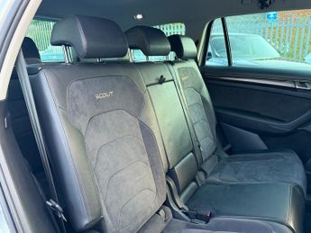 Skoda Kodiaq 2.0 TDI Scout SUV 5dr Diesel DSG 4WD Euro 6 (s/s) (7 Seat) (190 