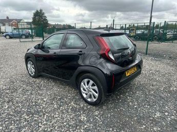 Toyota AYGO 1.0 VVT-i Pure x-shift Euro 6 (s/s) 5dr