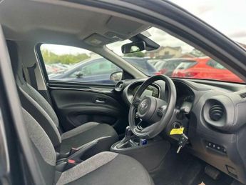 Toyota AYGO 1.0 VVT-i Pure x-shift Euro 6 (s/s) 5dr