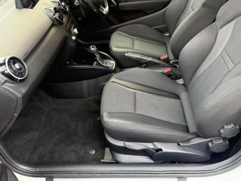 Audi A1 1.0 TFSI Sport S Tronic Euro 6 3dr 93BHP