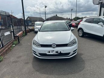 Volkswagen Golf SE TDI BLUEMOTION TECHNOLOGY DSG