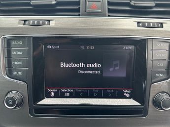 Volkswagen Golf SE TDI BLUEMOTION TECHNOLOGY DSG