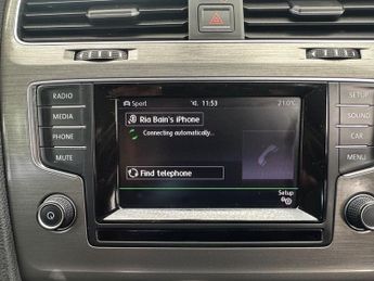 Volkswagen Golf SE TDI BLUEMOTION TECHNOLOGY DSG